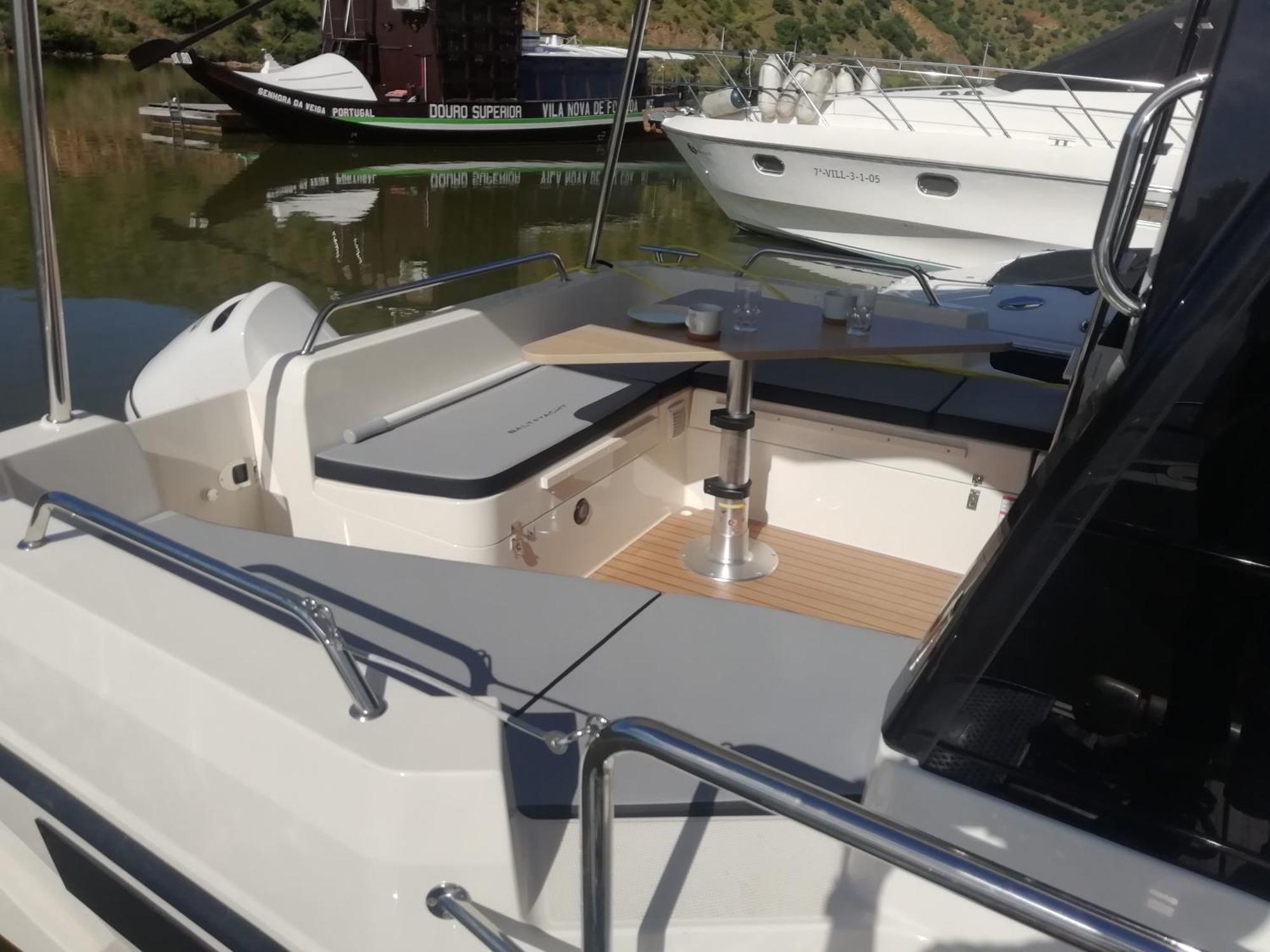 מלון וילה נובה דה פוז קואה Koolhouse Boat מראה חיצוני תמונה